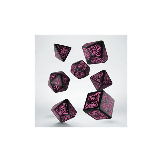 Q Workshop - Call of Cthulhu (7th Edition): Black & magenta 7pc RPG Dice Set
